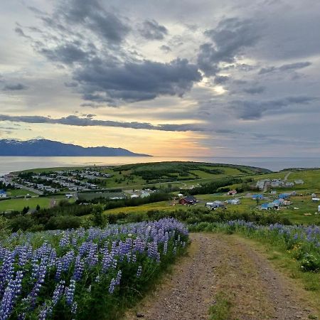 B&B Rooms Husavik 1 ภายนอก รูปภาพ