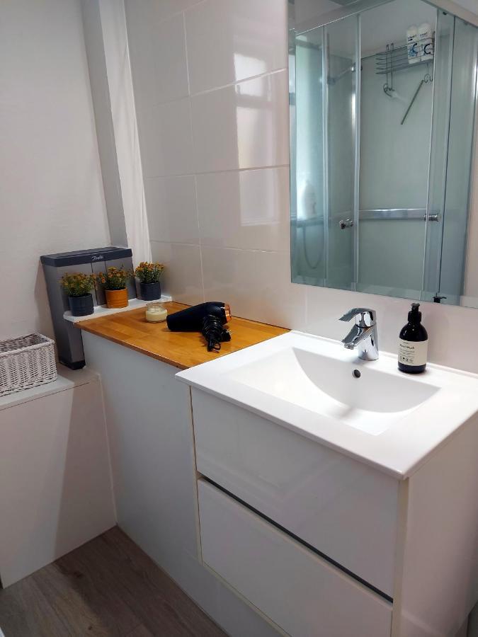 B&B Rooms Husavik 1 ภายนอก รูปภาพ