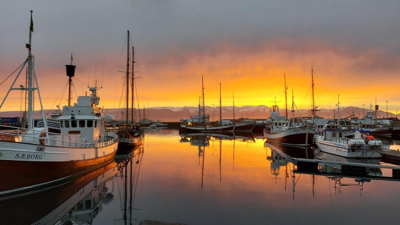 B&B Rooms Husavik 1 ภายนอก รูปภาพ
